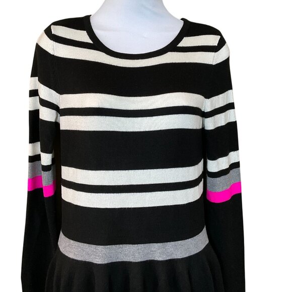 Vince Camuto Long Sleeve Black White Pink Striped Sweater Dress Fit n Flare S - Picture 2 of 6